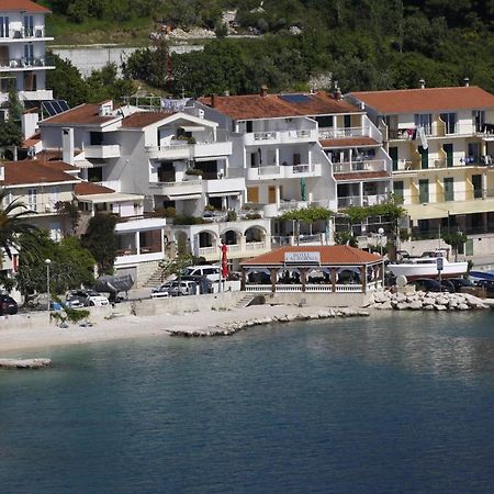 Apartmani California II Подгора Экстерьер фото