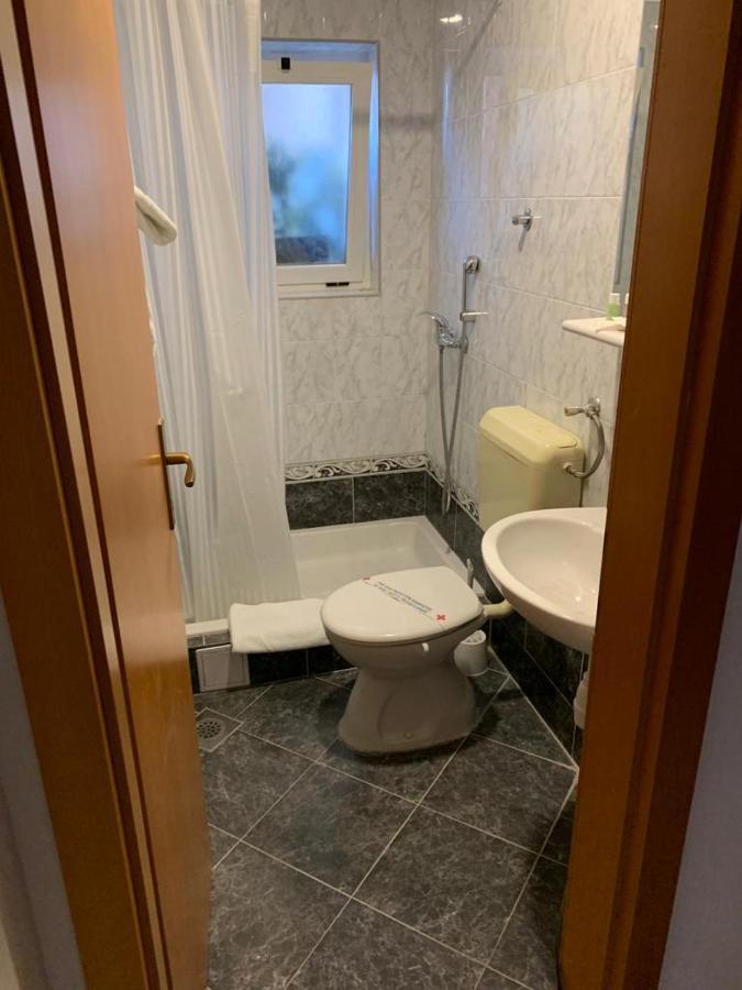 Apartmani California II Подгора Экстерьер фото